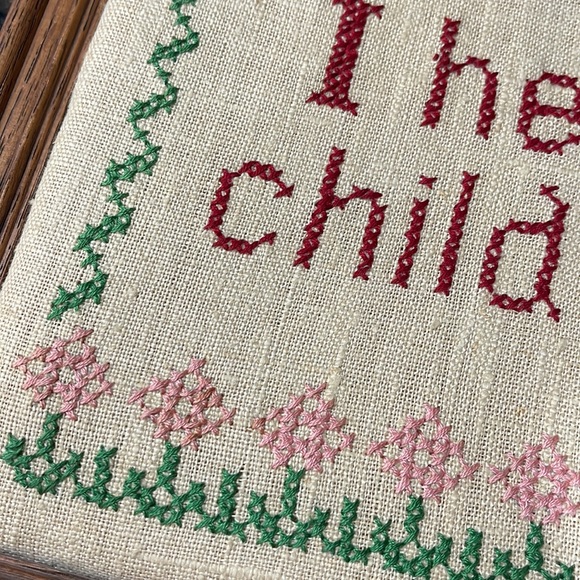 Vintage “I Heard A Child Laugh” Needlepoint Sampler Wall Hanging - Picture 10 of 10